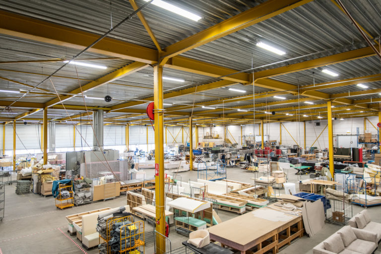 geluidsinstallatie bedrijfshal Meubitrend voor multizone geluid