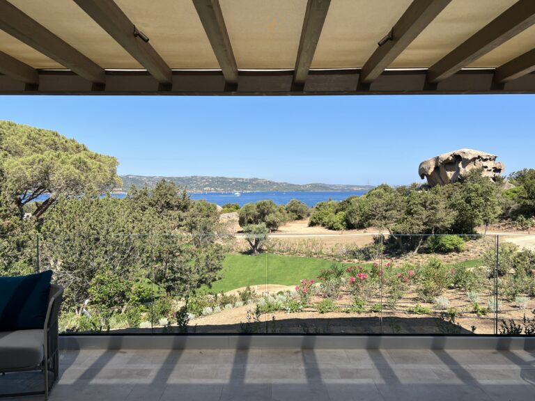7 Pines Resort - Terras