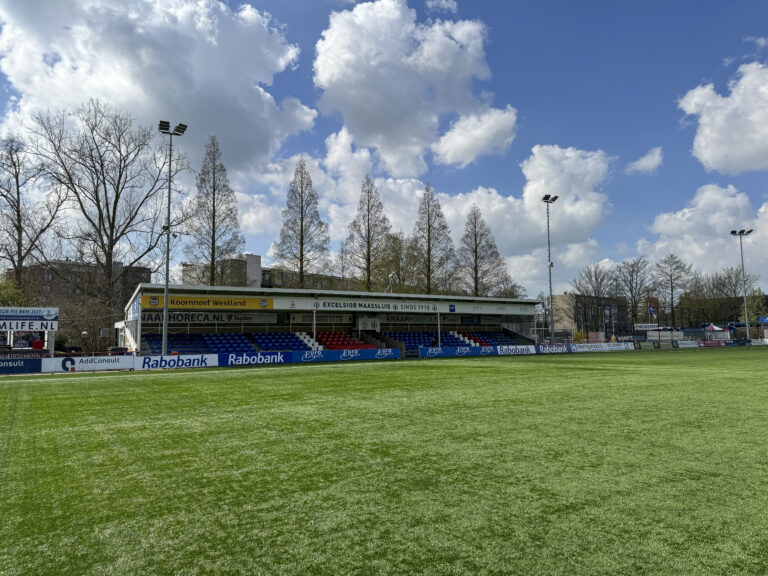 Excelsior Maassluis hoofdveld