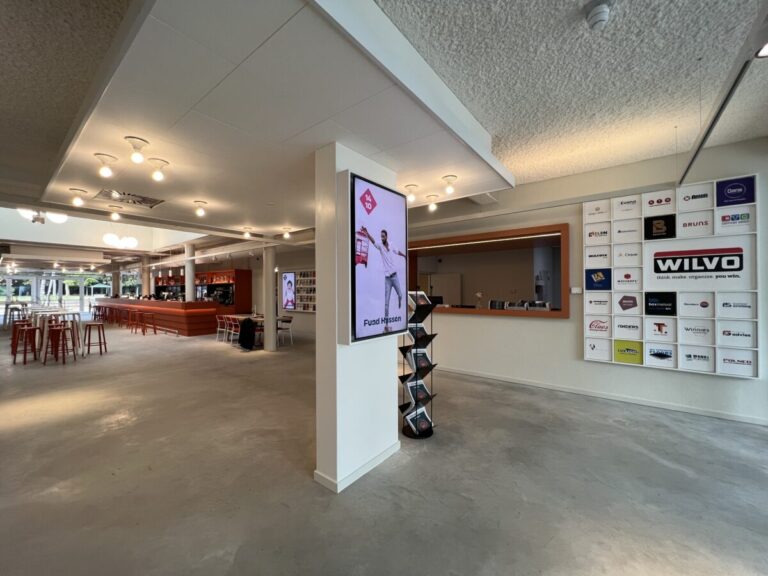 TDM Digital Signage displays in Theater de Kattendans met het theaterprogramma